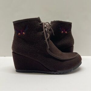 Sakroots Women's Tango Brown Felt Wedge Butterfly Ankle Lace-Up Lined Boots 7.5